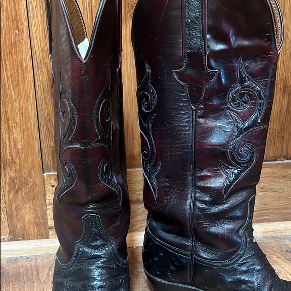Lucchese Women’s Black Cherry Ostrich Cowboy Boots 6B - Picture 11 of 11